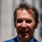 Appeals court shows doubt as sculptor tries to revive copyright suit against Jeff Koons