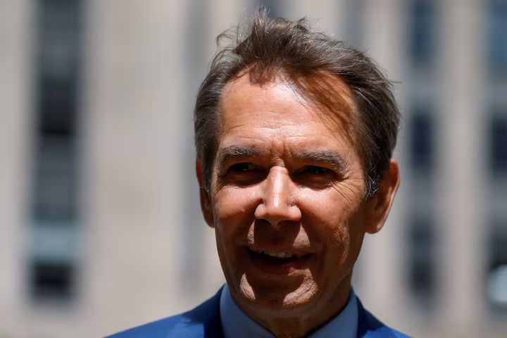 Appeals court shows doubt as sculptor tries to revive copyright suit against Jeff Koons